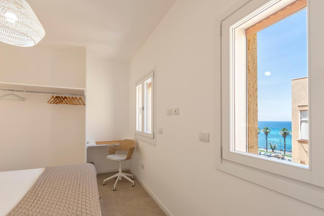 Amazing Views Of Old Town And The Sea Apartment